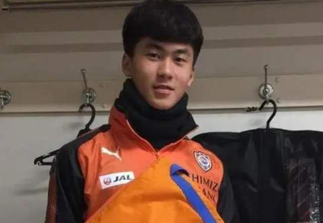 国产精品亚洲精品久久成人